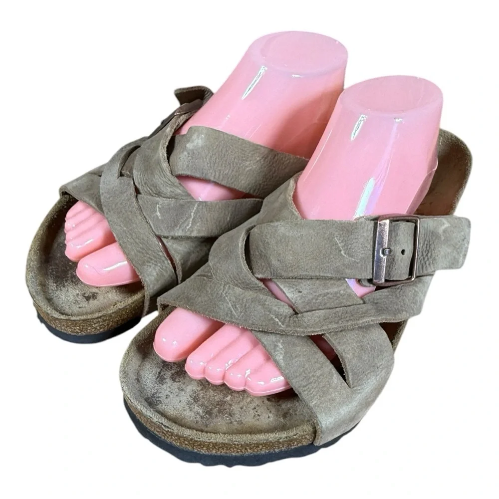 Birkenstock Taupe Suede‎ Sandals